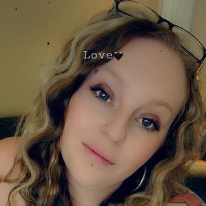 Meet your Posher, Laci